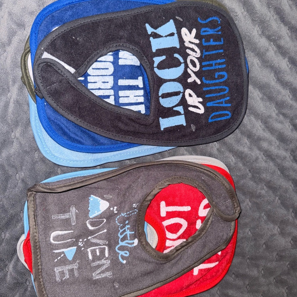 Amazon Fun Bib Set - Blue, Red, Gray